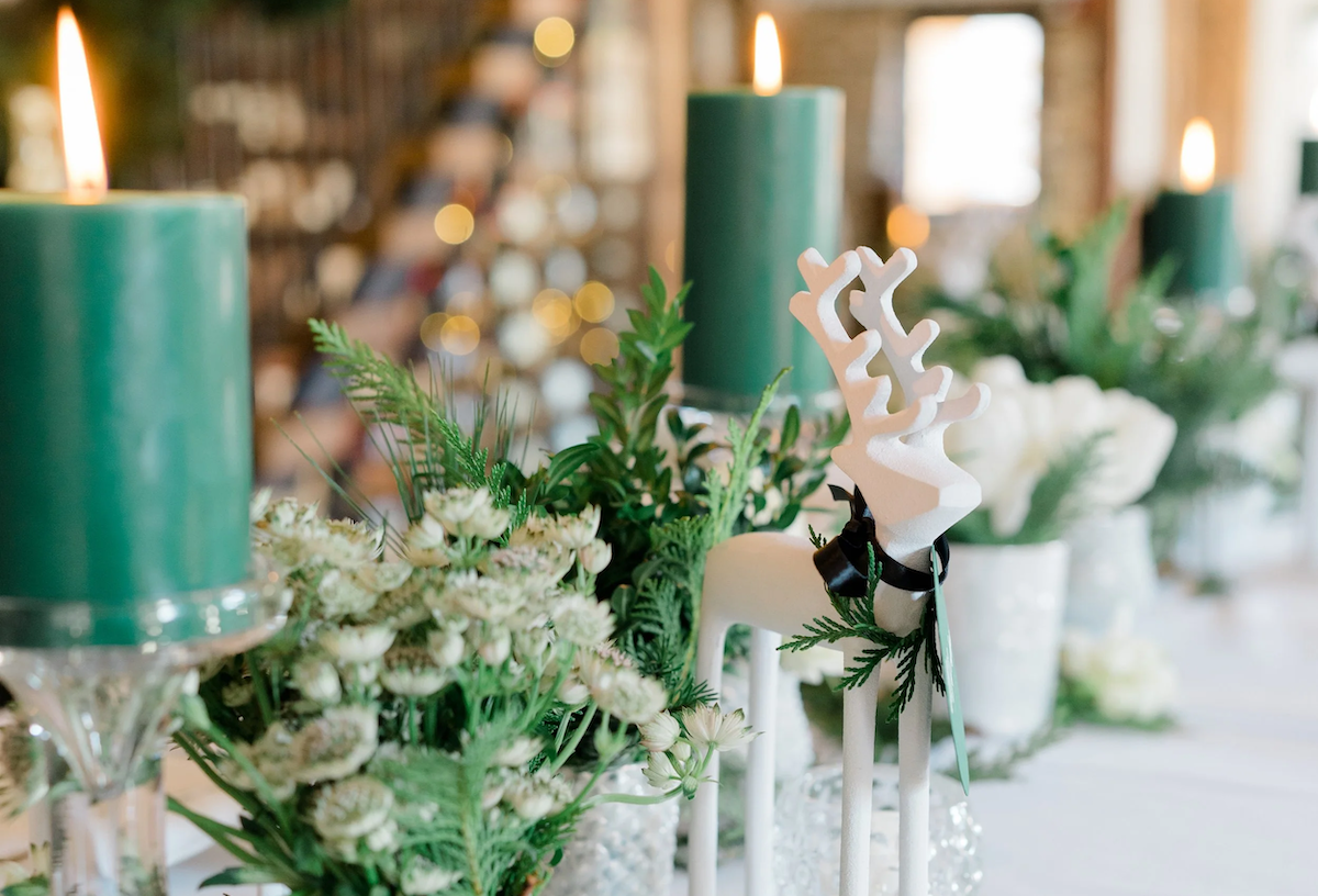 Who Should Host the Bridal Shower - And Who Pays? hero image